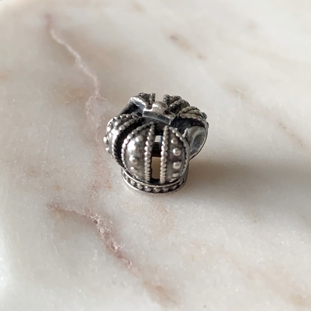 ✨Pandora Charm✨ silver crown